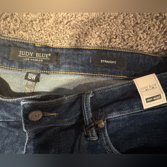 Judy Blue Straight Snatched High Rise Dark Wash Tummy Control Non-Distressed - Picture 5 of 7